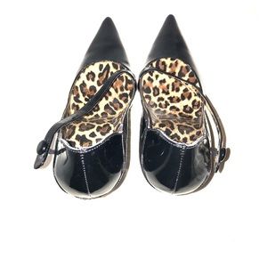 Guess Black Pointed Toe Slip On Heel